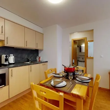 Daire Inviting Near Village Center